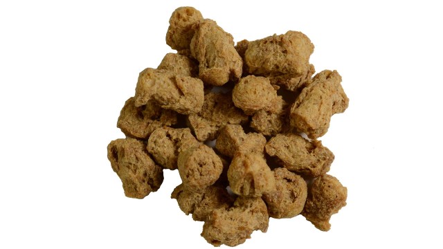 Kostki sojowe luzem surowe