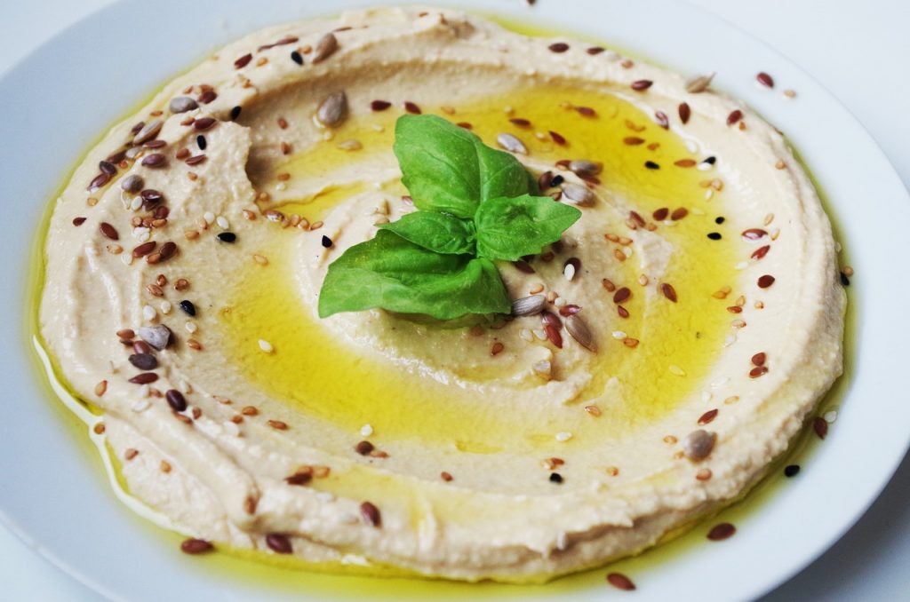 hummus z ciecierzycy i pasty tahini