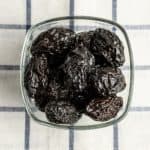 Jak jeść śliwki suszone?