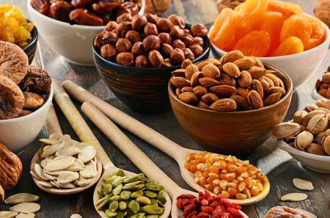 Suszone owoce i orzechy