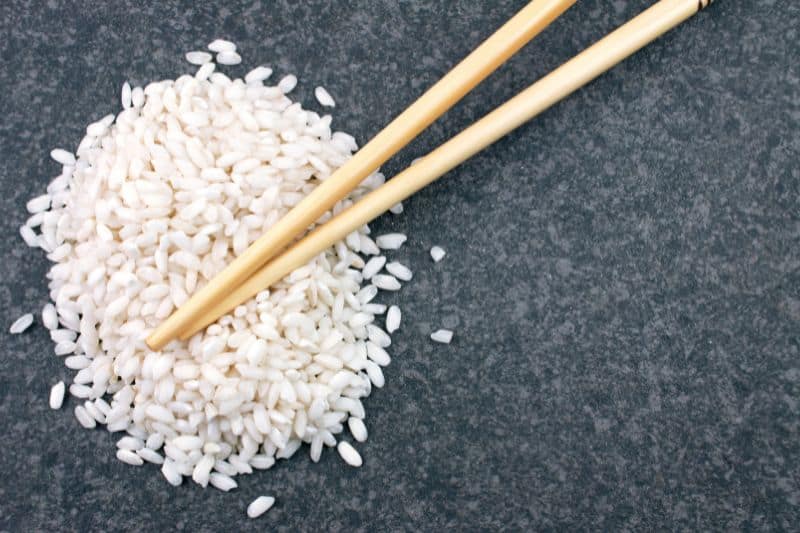 Widok z góry na japoński ryż do sushi