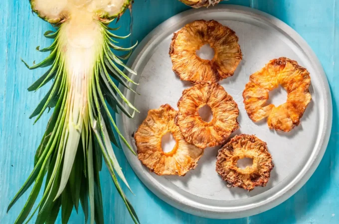 Ananas suszony i jego właściwości