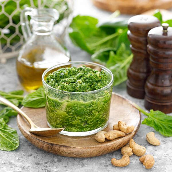Wegańskie pesto z orzechami nerkowca