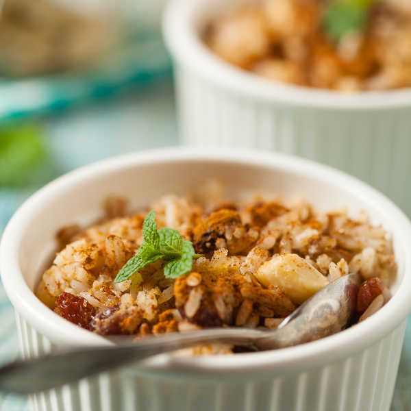 Risotto na słodko z migdałami i rodzynkami